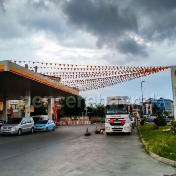 Şerit Üçgen Bayrak | Sarı Kırmızı