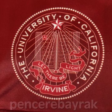 The University of California, Irvine 2025 Mezuniyet Atkısı – Özel Tasarım
