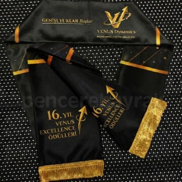 Özel Tasarım Kurumsal Firma Atkısı – Logolu Premium Şirket Atkıları