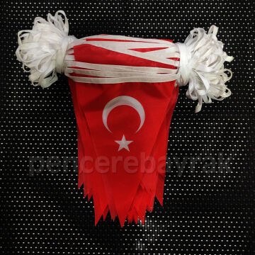 Üçgen ☪ Türk bayrağı | İpe Dizili Flama ( 25 mt ) 20x30 cm