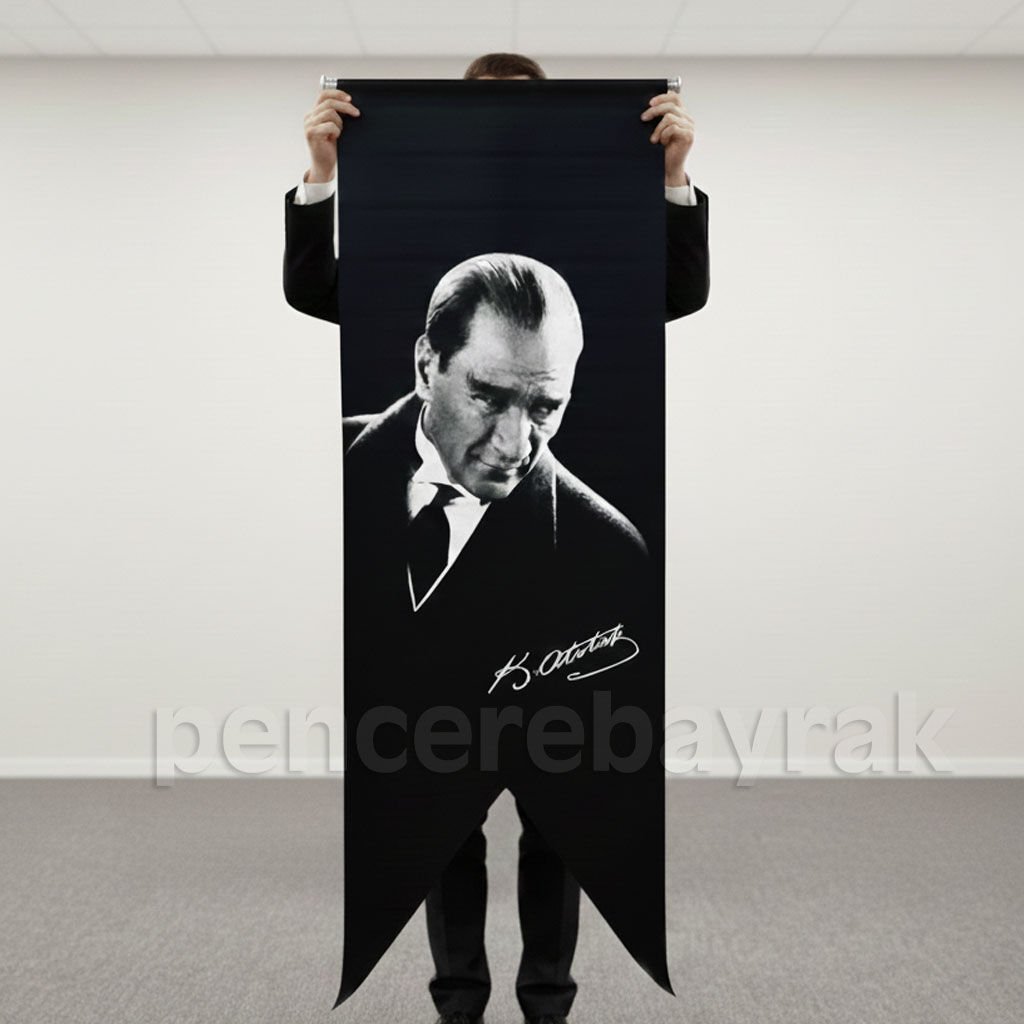 Atatürk Portreli Siyah Kırlangıç Bayrağı 50x150 cm Saten Baskılı