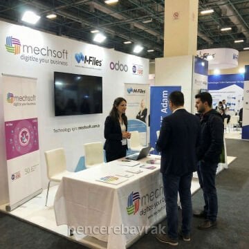 Mechsoft Logolu – Fuar İçin Özel Tasarım Masa Örtüsü (Örnek Çalışma)
