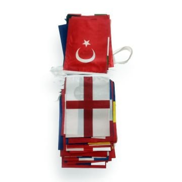 Ülke Bayrakları ( İpe dizili ) 25 metre de 55 Ülke Bayrağı