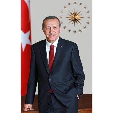 Recep Tayyip Erdoğan Portreli Cumhurbaşkanlığı Forslu Dev Bayrak (150x237 cm)