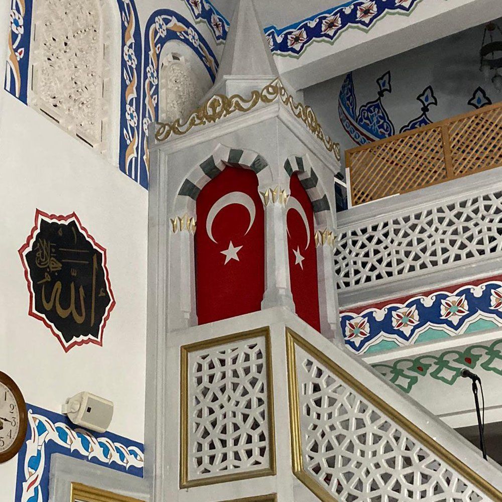 Cami Minberleri İçin Özel Tasarım Türk Bayrağı - Kırlangıç Model (55x120 cm)