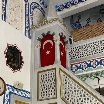 Cami Minberleri İçin Özel Tasarım Türk Bayrağı - Kırlangıç Model (55x120 cm)