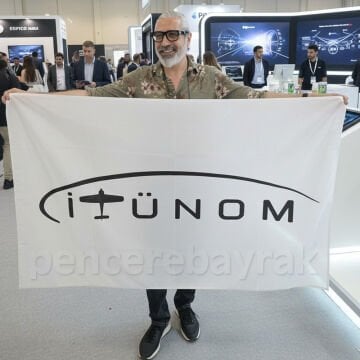 İTÜNOM İHA Takımı İçin Özel Üretim Kalite Gönder Bayrağı